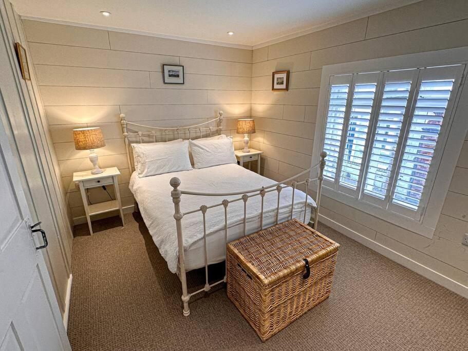 Stylish 3Br Cowes Cottage Close To The Waterfront Exterior foto